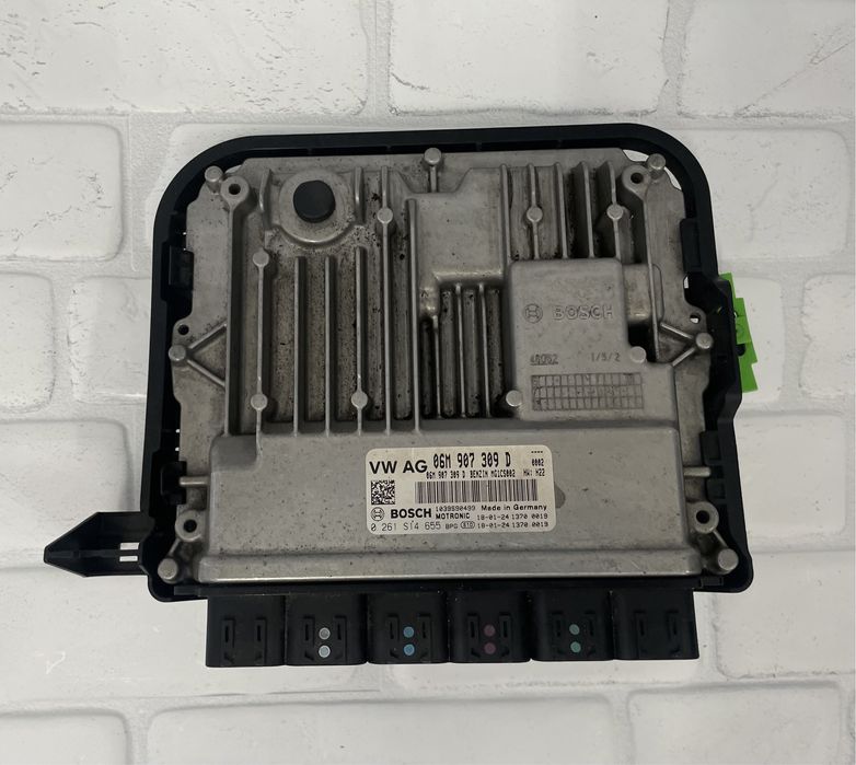 Компютър модул двигател AUDI Q5 / SQ5 06M907309D