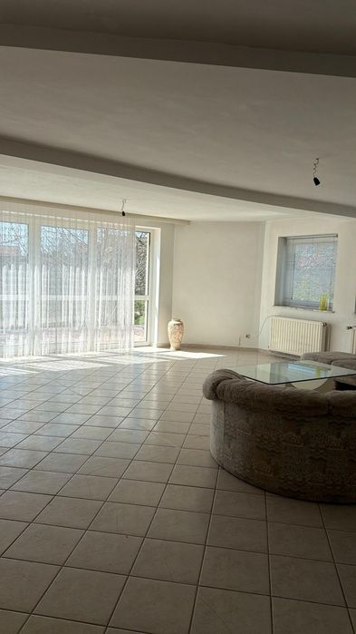 Casa cu 5 camere S+P+E si teren 2000mp