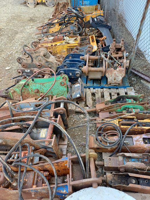 Cupe excavator & buldo