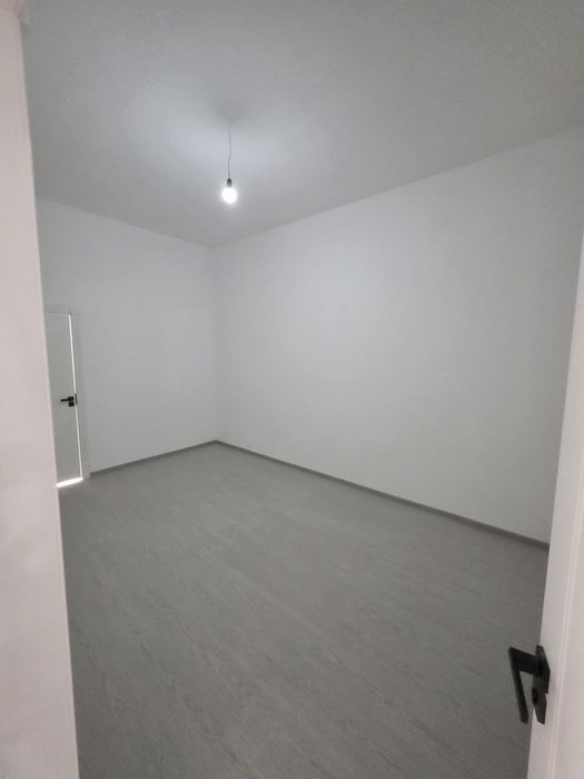 Yangiyol shahar MBG massiv 6 qavat 65.7 lv