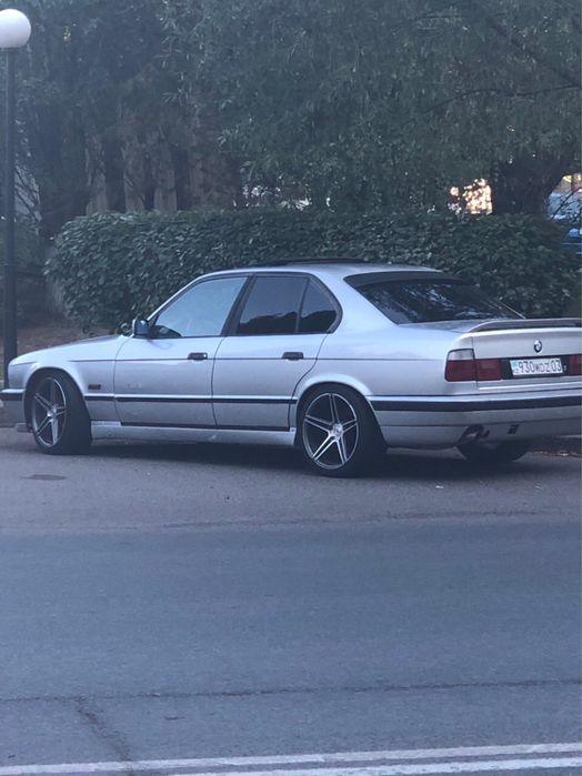 Бмв диск р18 продаеться