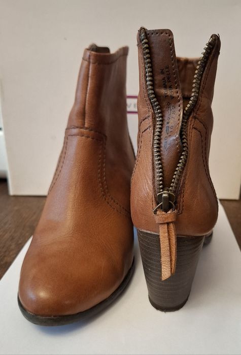 Ghete dama din piele, camel, cu fermoar la spate, marime 36, Deichmann