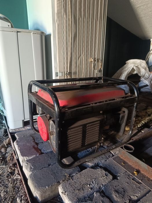 Генератор бензиновый