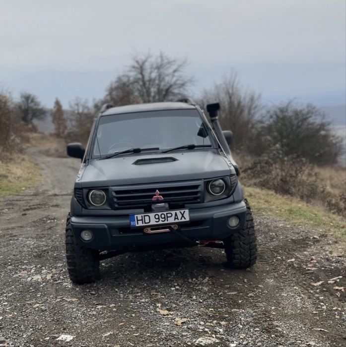 MITSUBISHI Pajero 2004 — imagine 3