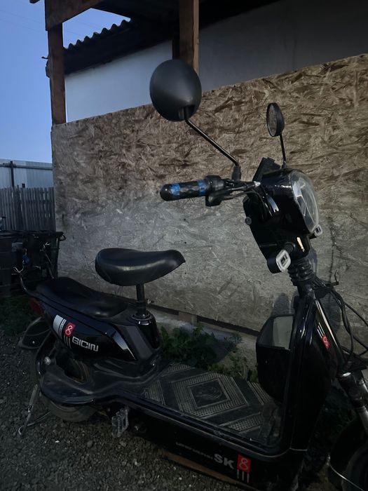 Элеутроскутер Ск8 80.000