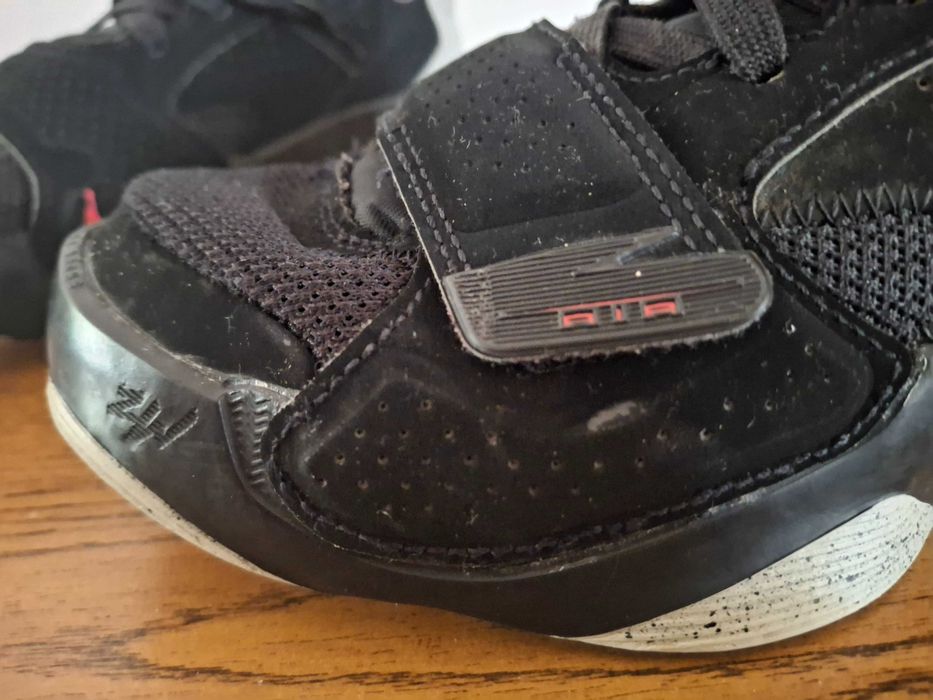 Jordan zion 2 alb-gri