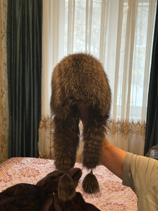 Продам шубу с шапкой