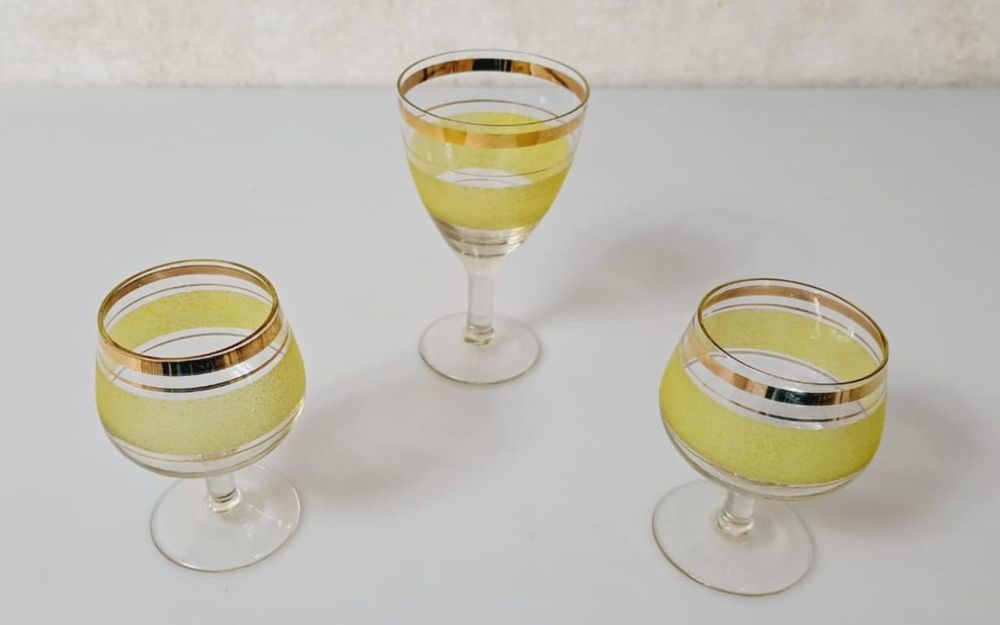 Винтажные фужеры, рюмки