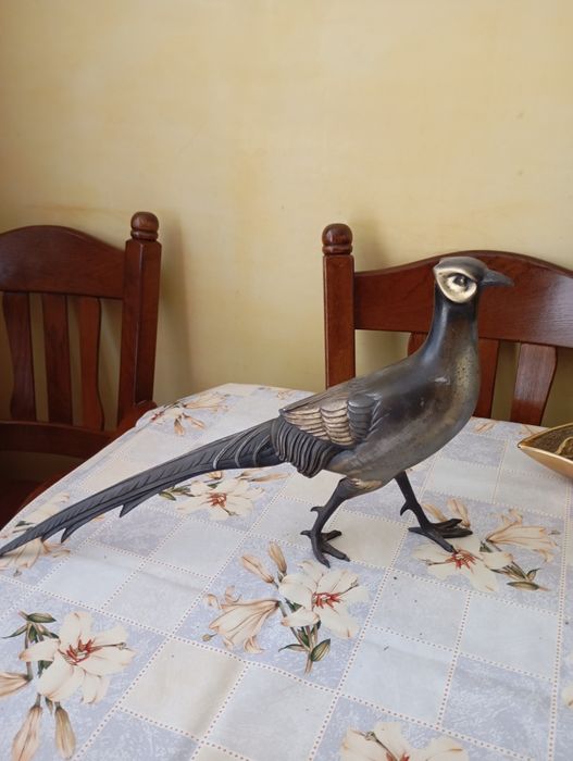 Fazan din bronz ,o piesă. rară , eleganță și rafinament ..