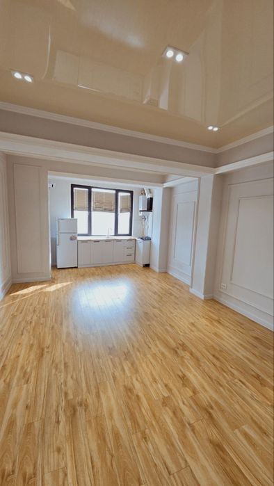 1/8/11 Буюк Ипак Йули Максим Горький метро БИЙ 34м2