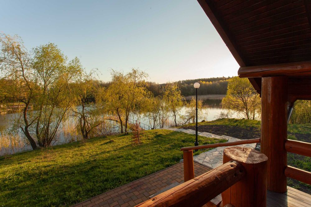 Doar Whatsapp! Cabana cu iaz privat în Bucovina!