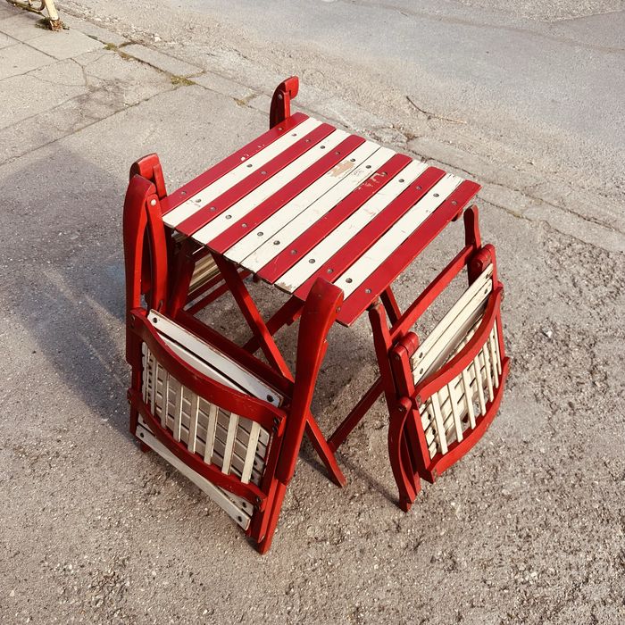 Винтидж сгъваем градински комплект – маса + 3 стола, 70-те години