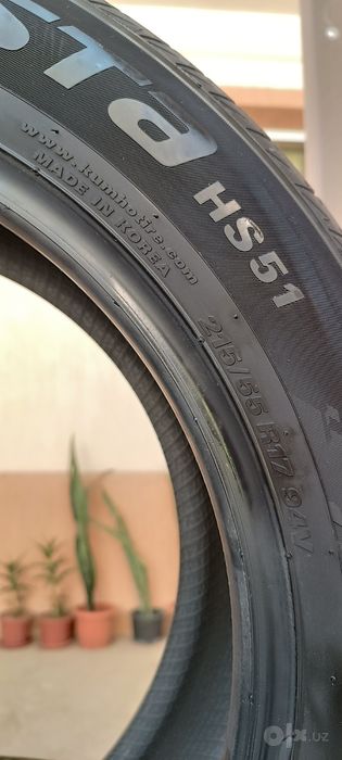 Kumho ecsta HS51 215/55/R17 94v