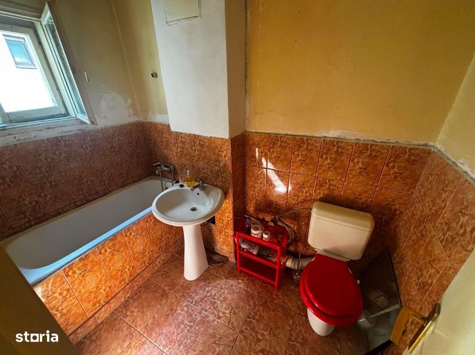 2 camere Războieni , etaj 3/4 , LIBER / finisaje clasice!