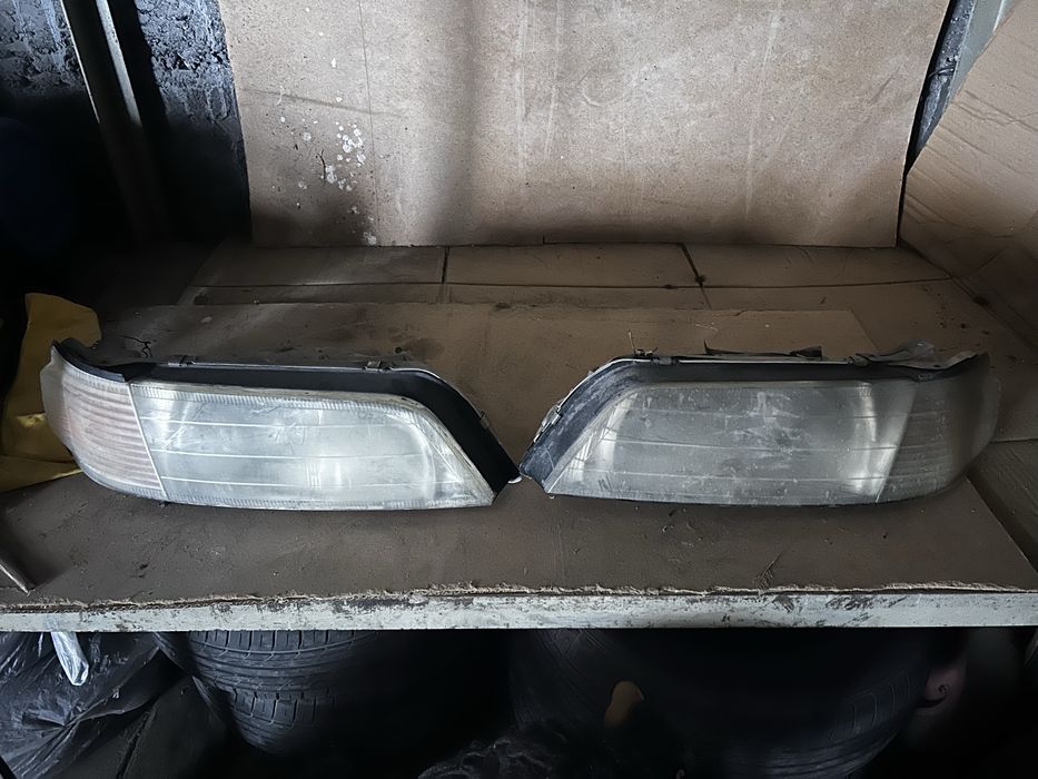 Продам фары на ниссан цефиро