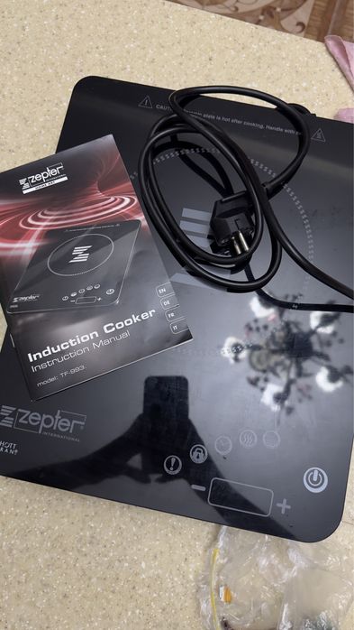 Продам плиту Zepter