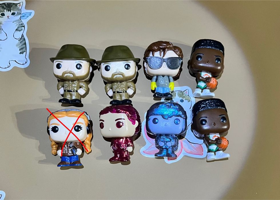 Продам фигурки stranger things