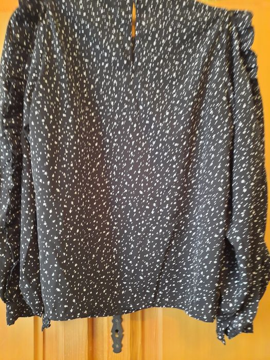 Bluza deosebita bleumarin cu alb mărimea 36-38