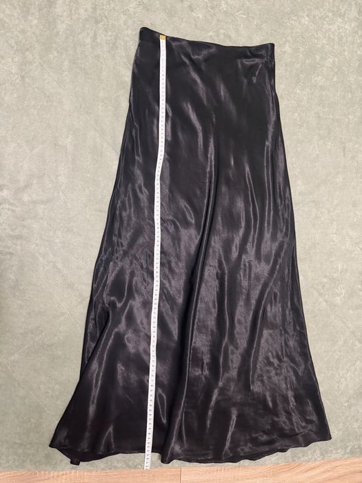 Дамска сатенена пола Hm