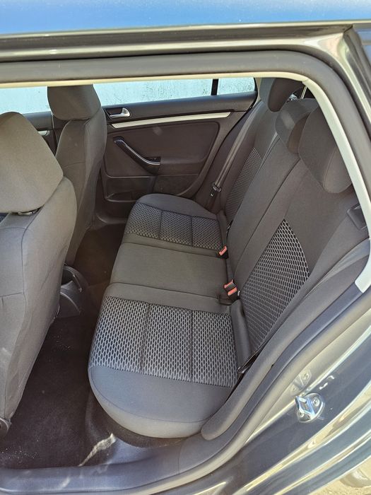 Volkswagen Golf 6  1.6 Tdi