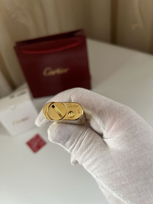 Cartier Panthère запалка с кутия и документи – отлично състояние, оригинал