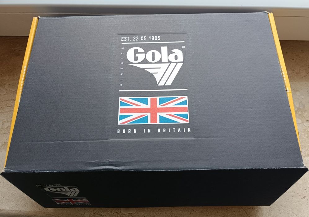 Vând pantofi sport noi Gola