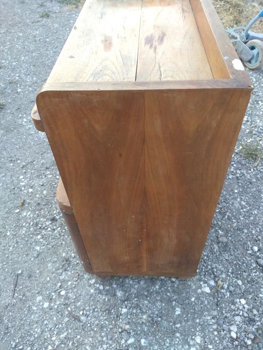 Ретро  шкаф ,стъклена витрина .