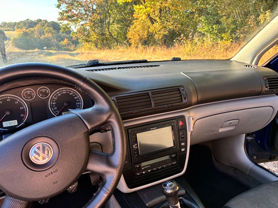Автомобил VW Passat