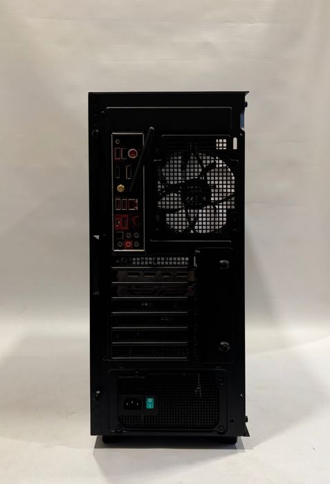 Геймърски компютър AMD Ryzen 5 2600, RTX 2060 6GB, 16GB ram