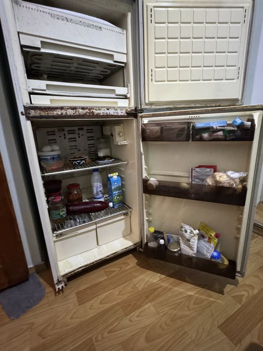 Холодильник белый домашний