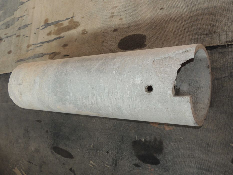 Насрещник на интериорна врата 9 броя за 6 лв.   Етернитова тръба