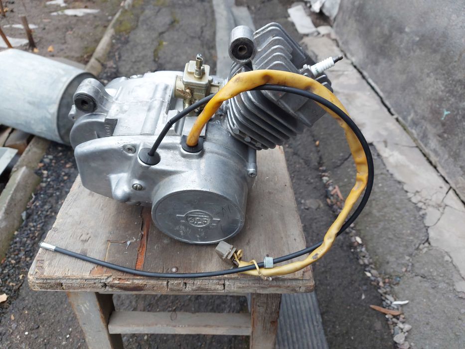 Двигатель мопеда СССР В-50М