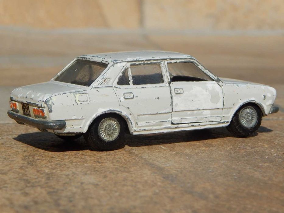 Macheta FIAT 132 1:43 fab Mercury Italia anii '70 veche metalica