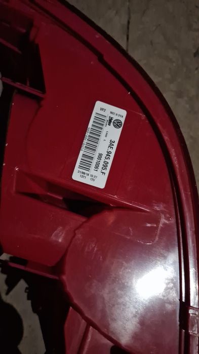 Stopuri spate vw passat B7