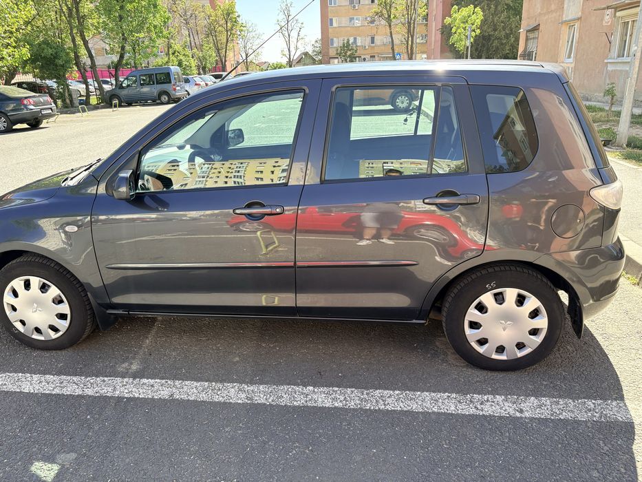 Mazda 2 2007 hatchback