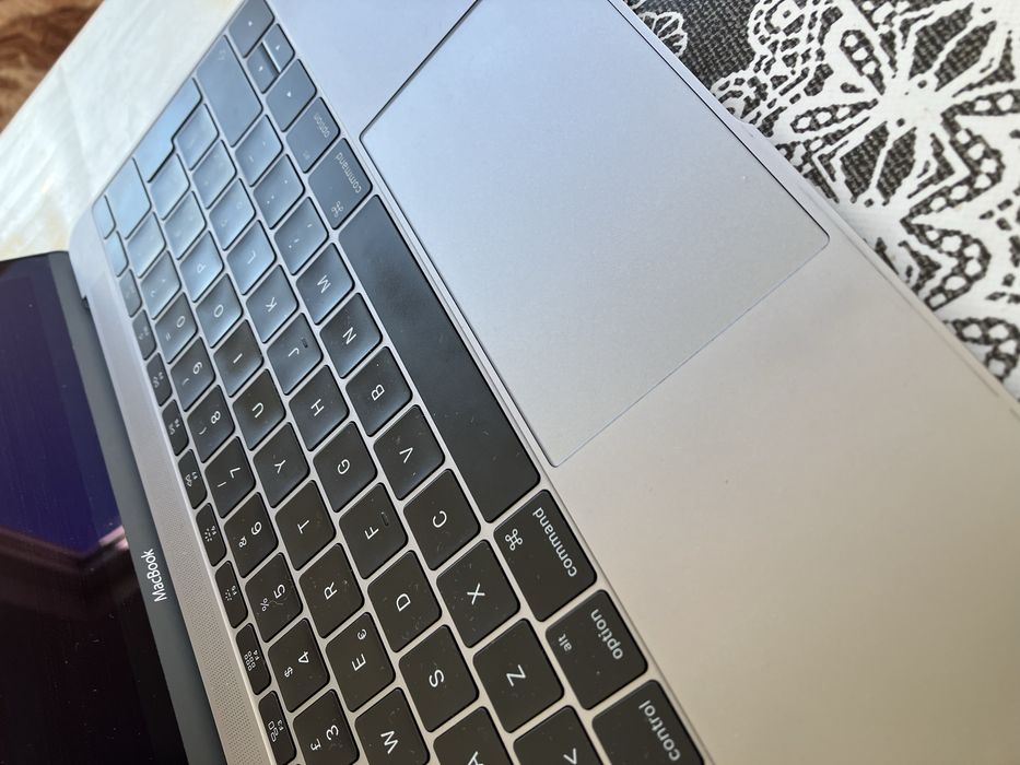 MacBook 12' 2016, baterie noua