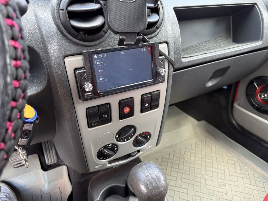 Vand Dacia Logan 1 Ambient