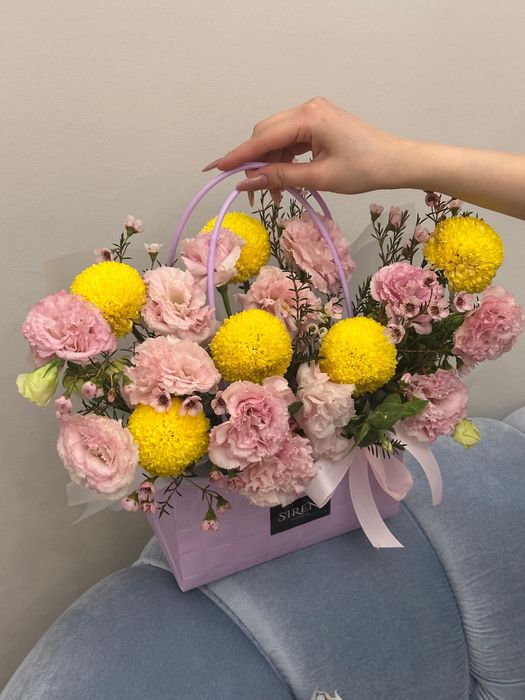 Продам букет цветов разных видов