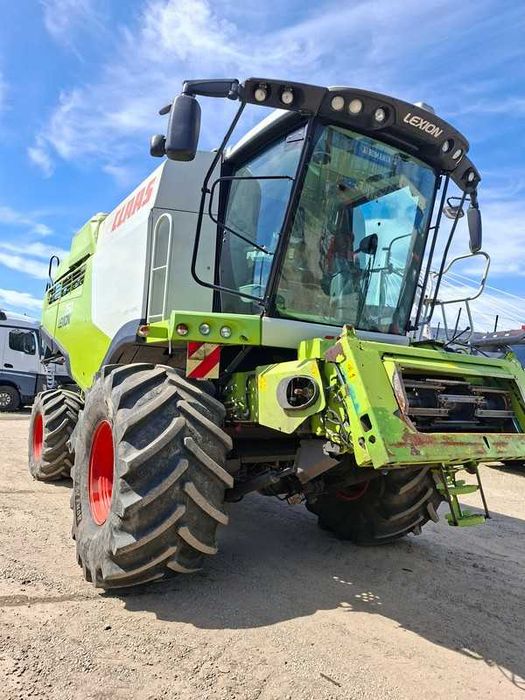 Combina Claas Lexion 750