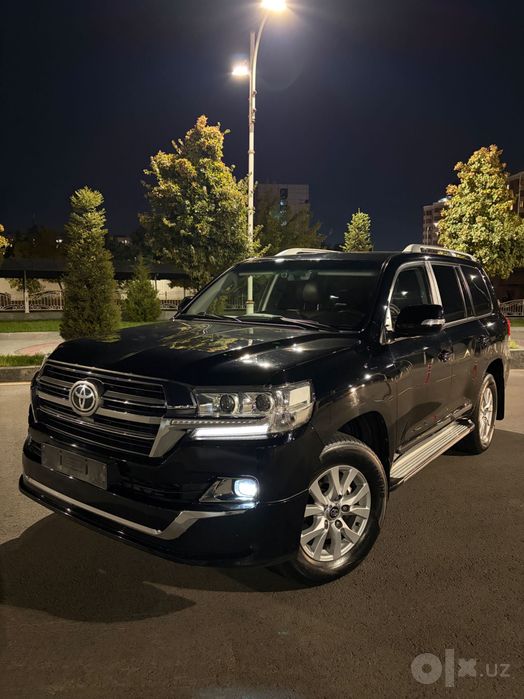 Toyota Land Cruiser 200