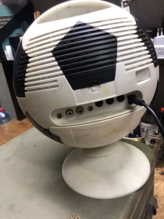 Ретро Радио телевизиона топка !