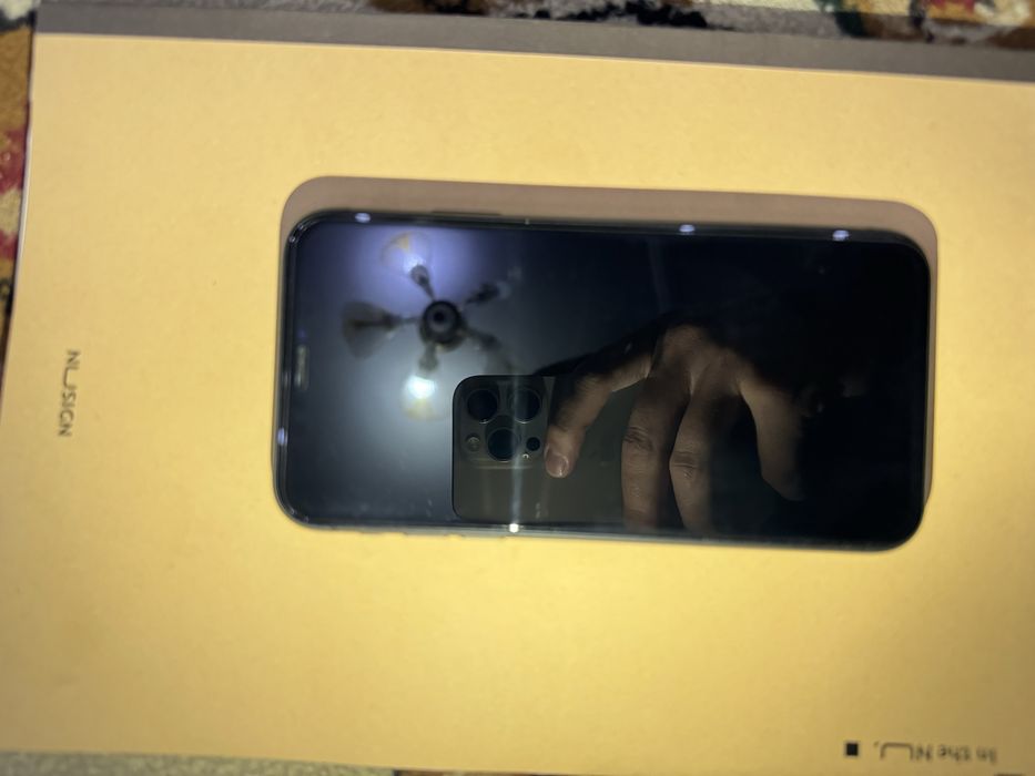 iPhone 11 ni ozi