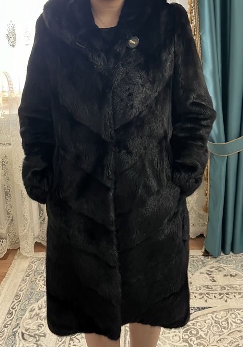 Продается НОРКОВАЯ шуба