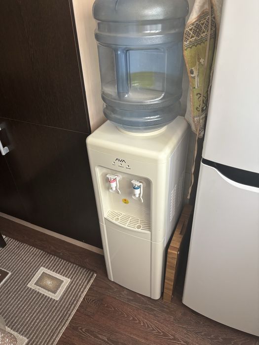 Продаю Кулер для воды