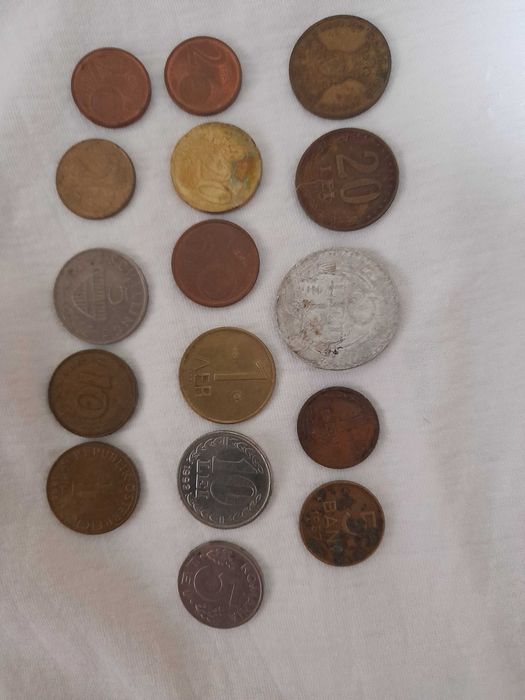 Monede vechi de colecție