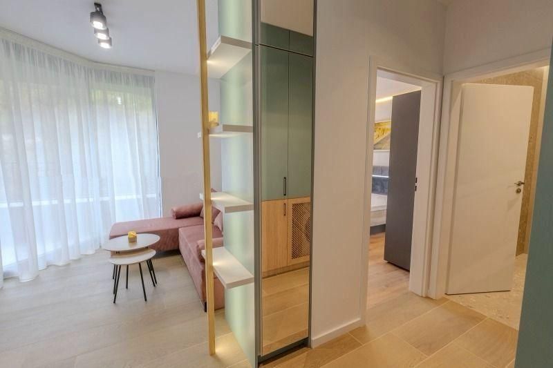 Двустаен апартамент в ж.к. Дружба 2.