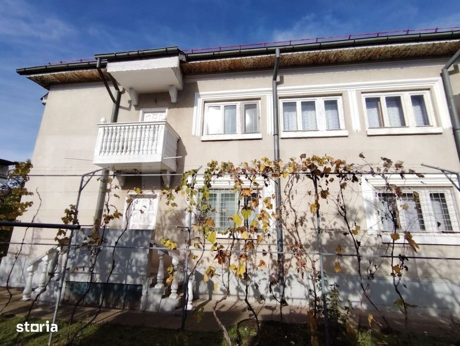 Casa 5 camere, 214 mp, cartierul Brestei