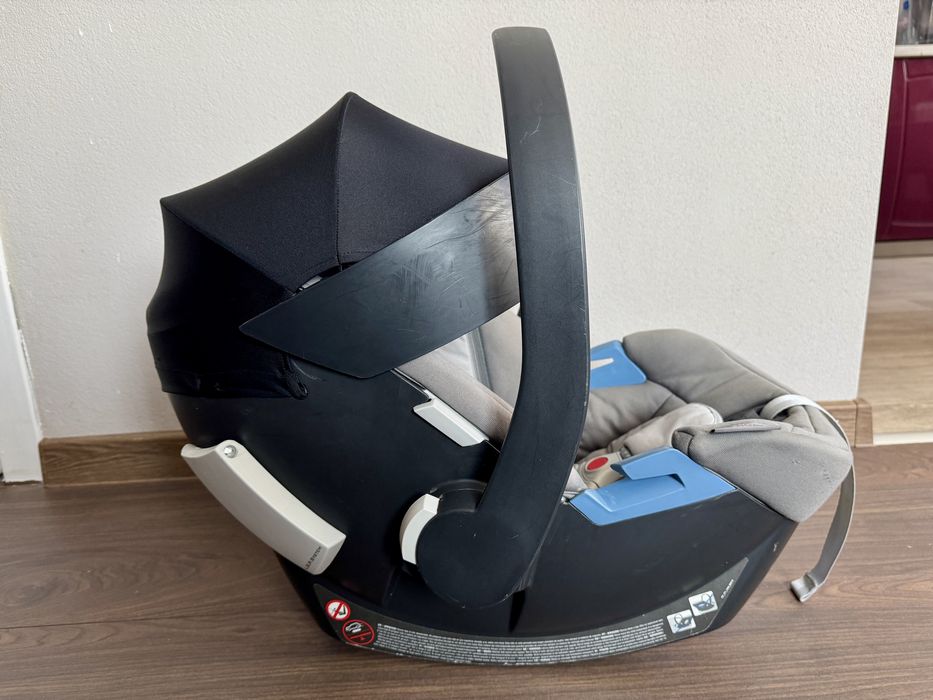 Бебешко кошче за кола Cybex Aton 5 + база isofix