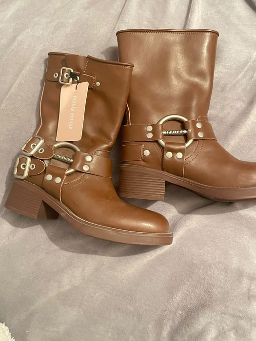 Осении сапоги miu miu