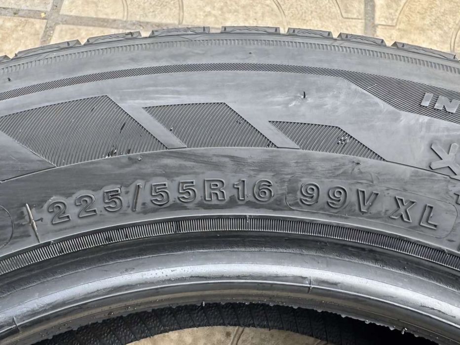 4бр.зимни гуми 225/55/16 99V ZEETEX  24г.